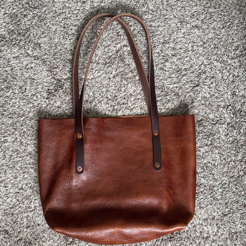 Go Forth Goods Medium Avery Natural Leather Whisky Bison Tote - Picture 2 of 5